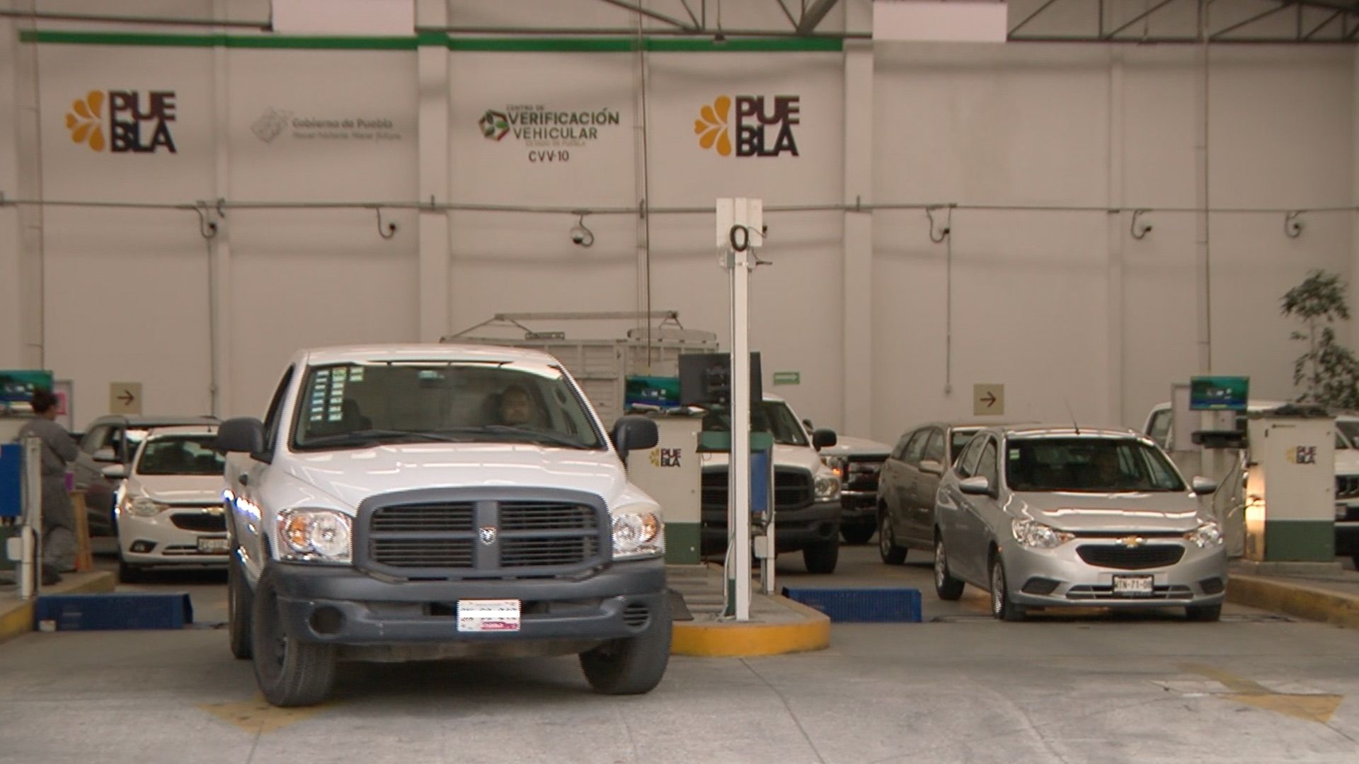 Ultimos días para verificar autos con placas terminación 7 y 8 engomado rosa.