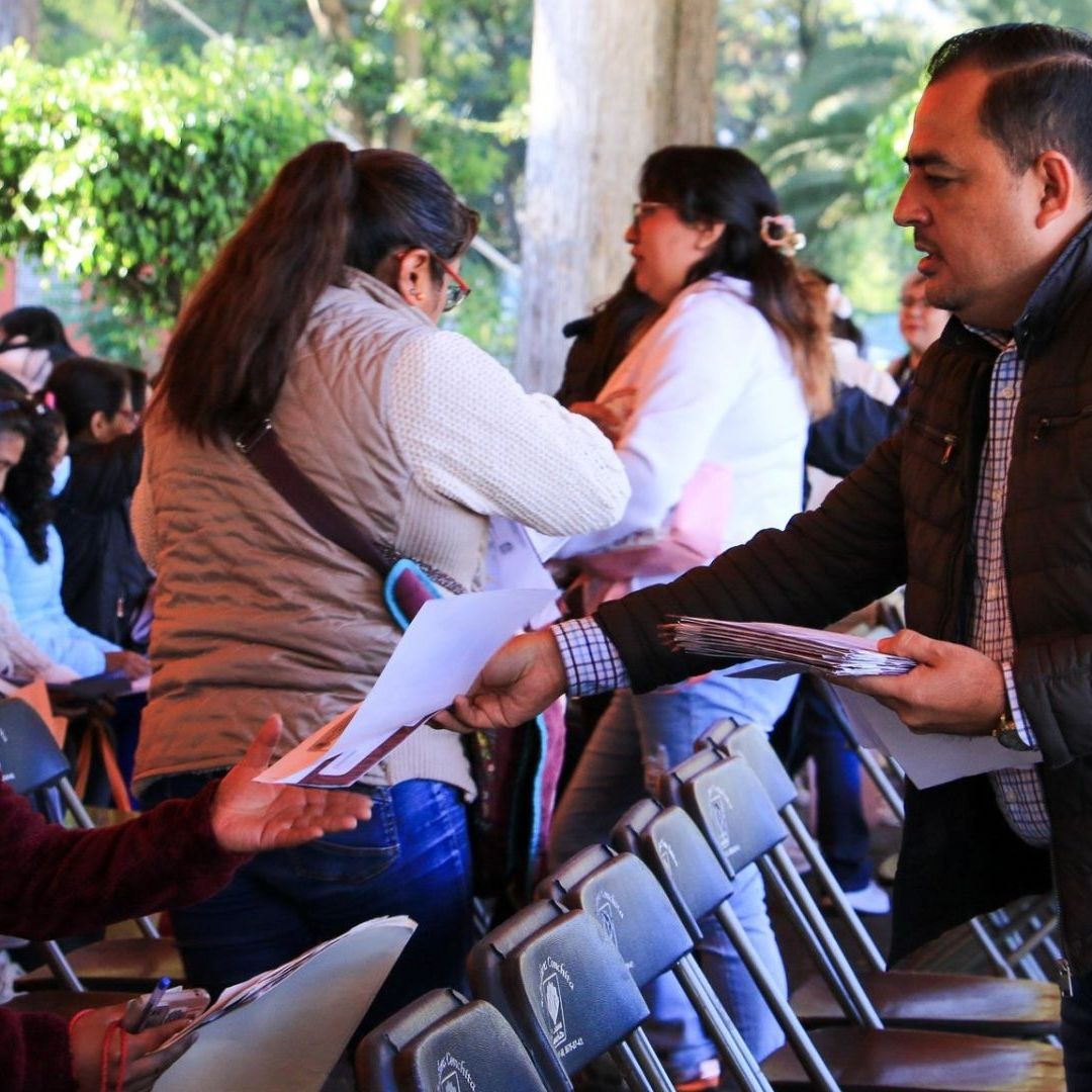 Conoce aquí cuáles son las opciones que tienes para recibir tu tarjeta de la Beca Rita Cetina y comenzar a cobrar tu apoyo económico