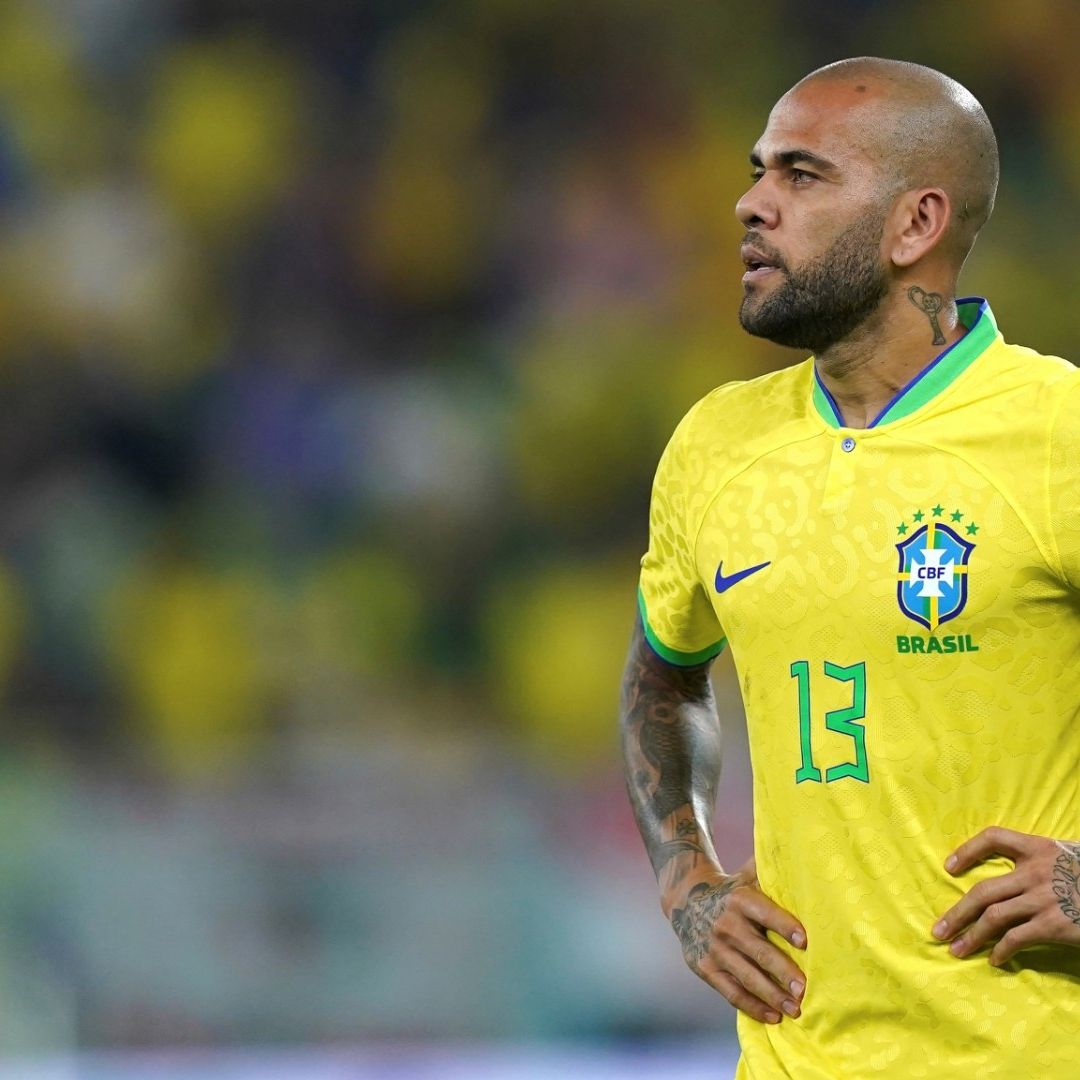 Dani Alves no logra conseguir dinero de fianza