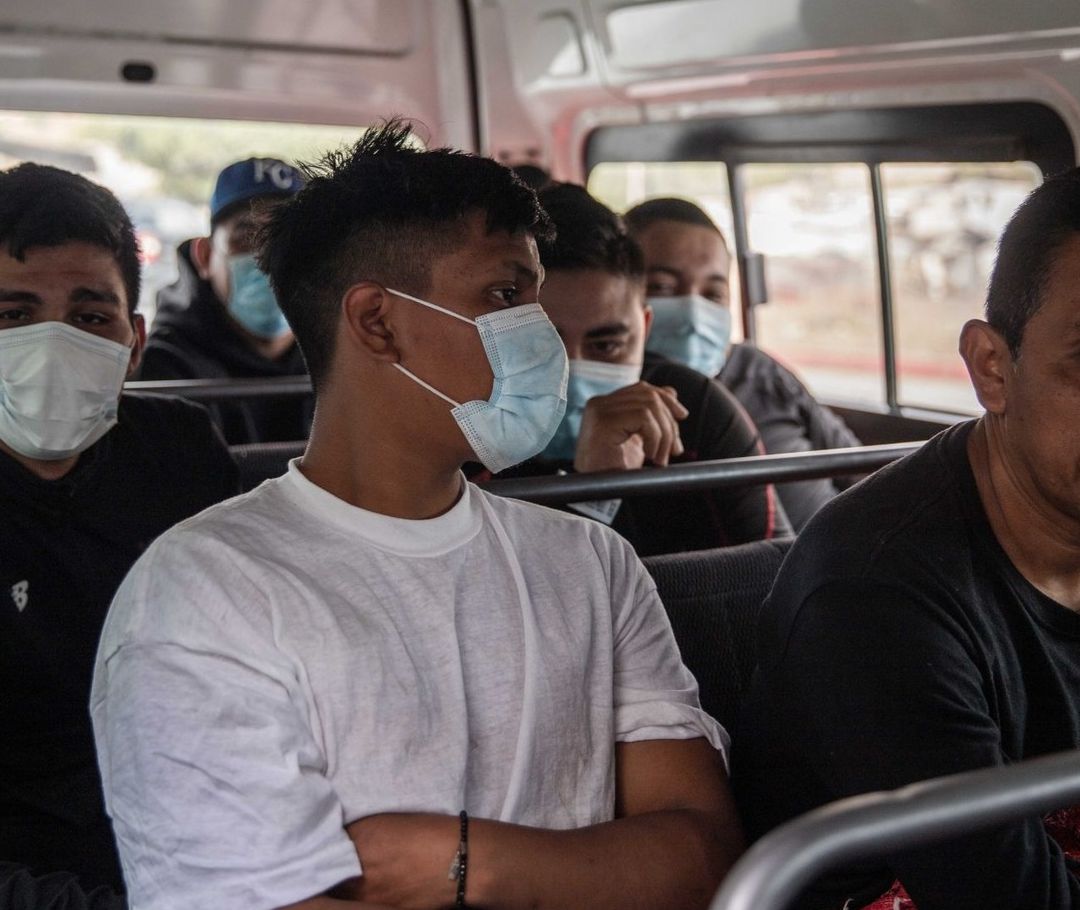 Migrantes mexicanos experimentan ansiedad y depresión ante las políticas migratorias cada vez más estrictas de Donald Trump