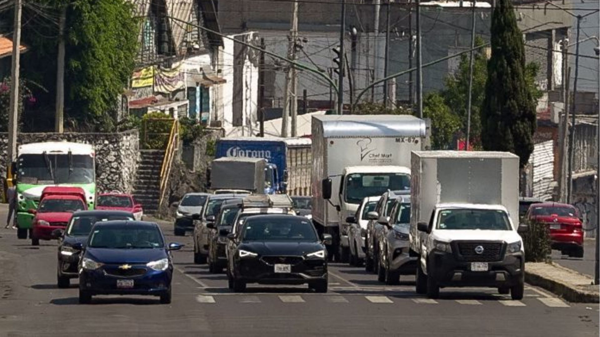 Quiénes sí circulan hoy 3 de abril 2025 placas y carros exentos en CDMX y Edomex pese a Contingencia Ambiental