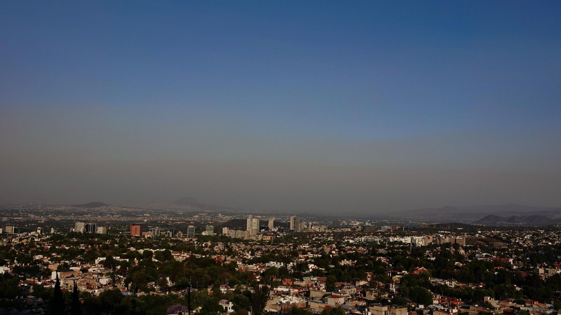 La medida fue tomada esta tarde de sábado ante la persistente presencia de este contaminante en la atmósfera