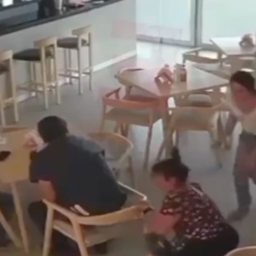 Video: Captan a Dos Hombres Robando 40 Mil Pesos a Madre e Hija Saliendo del Banco en Irapuato. Foto: Nmás Bajío