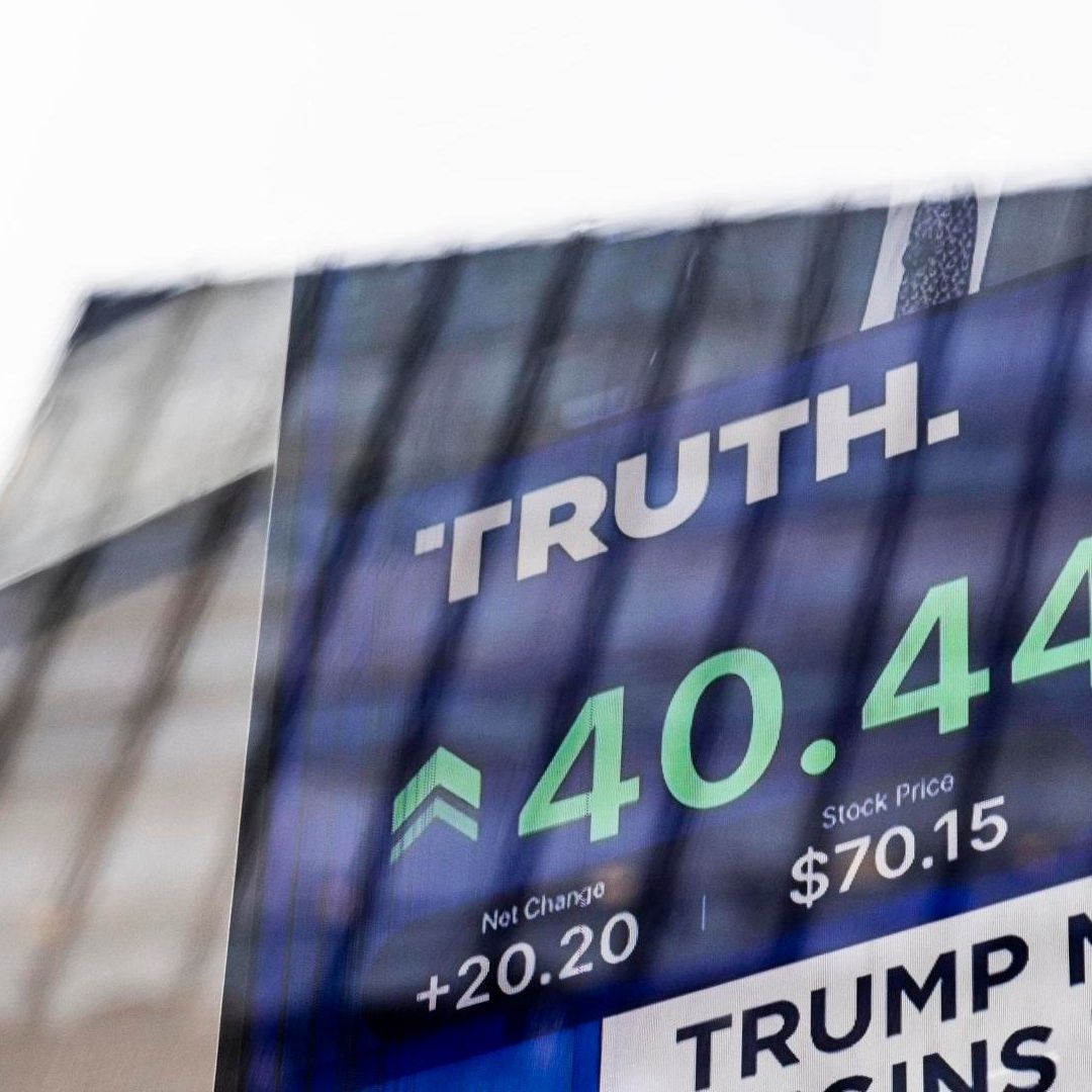 Suben acciones de la red social de Donald Trump