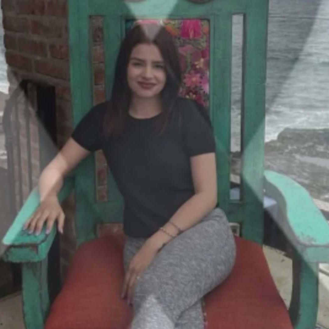 Sujeto Presuntamente Utilizó un Nombre Falso Para Llevar Flores a su Exnovia y Asesinarla