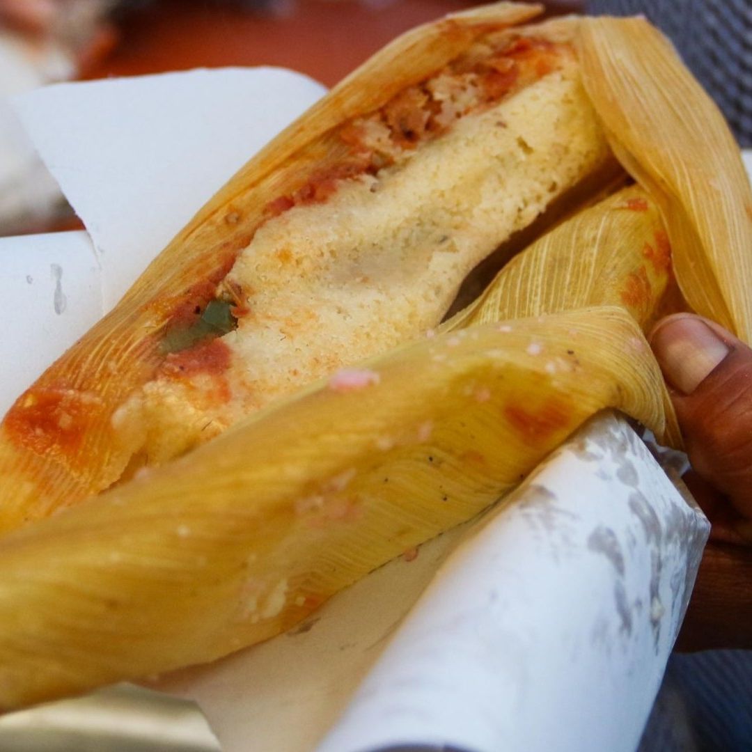 Abuelito se Detiene a Comprar Tamales y Muere en Trágico Accidente en Edomex