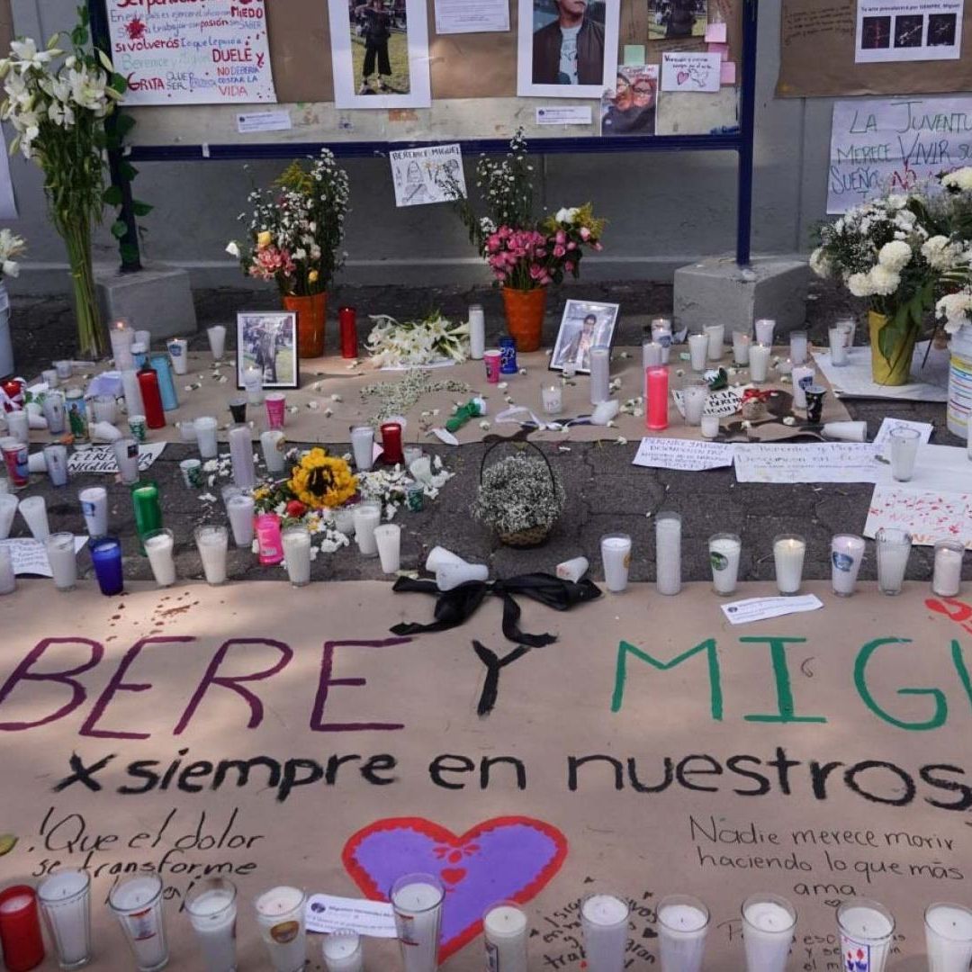 Memorial por la muerte de Berenice Giles y Miguel Rojas en el Axe Ceremonia 2025
