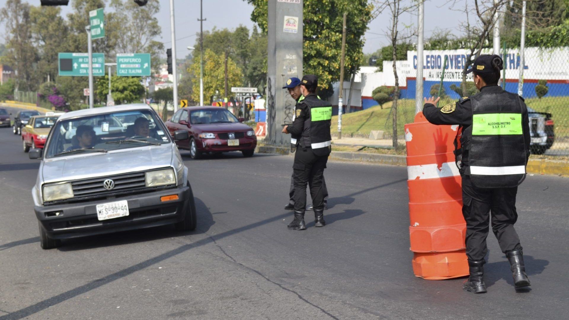 Conoce la lista de carros que sí circulan este 9 de abril 2025