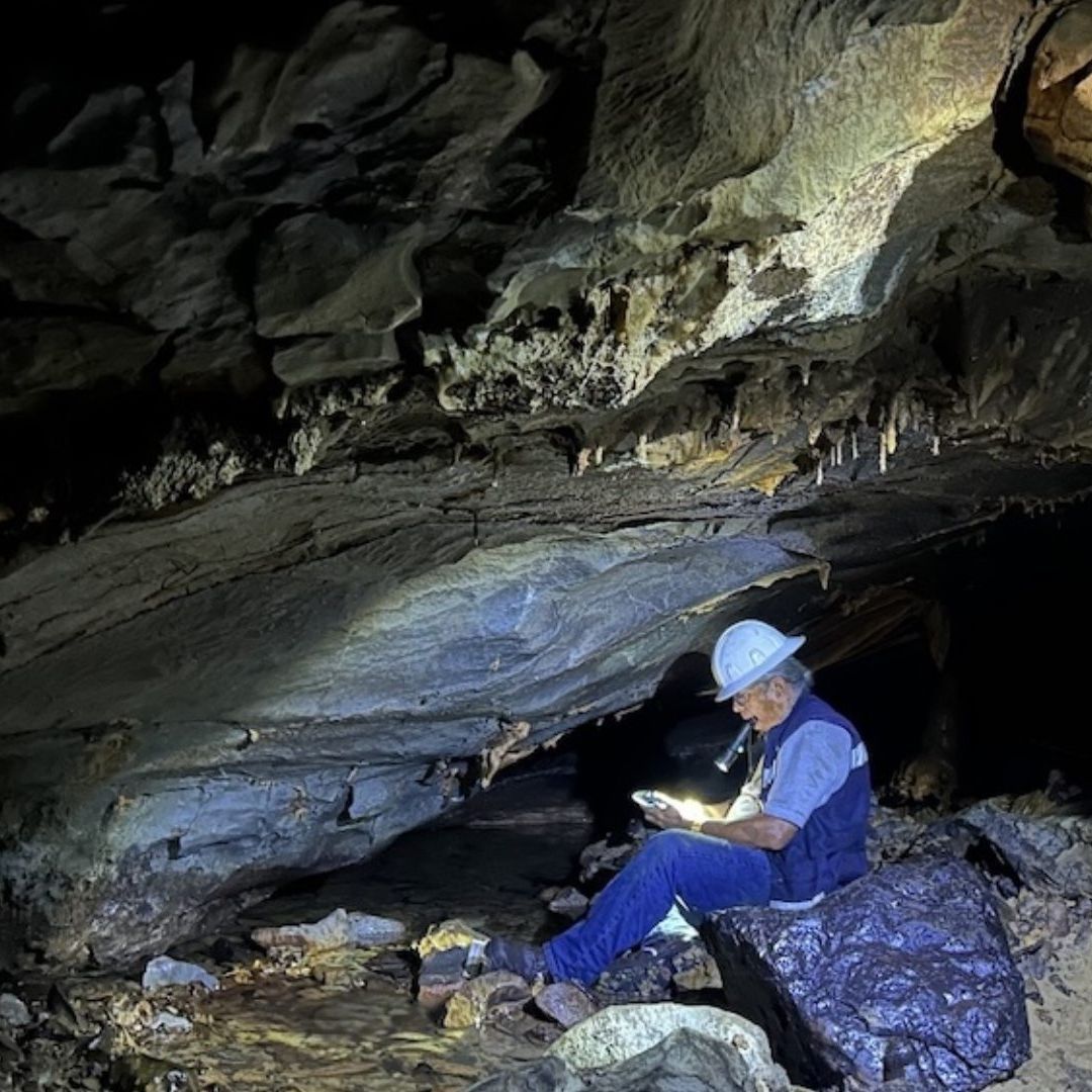INAH Confirma Hallazgos e Investiga Cueva de Tlayócoc, Guerrero