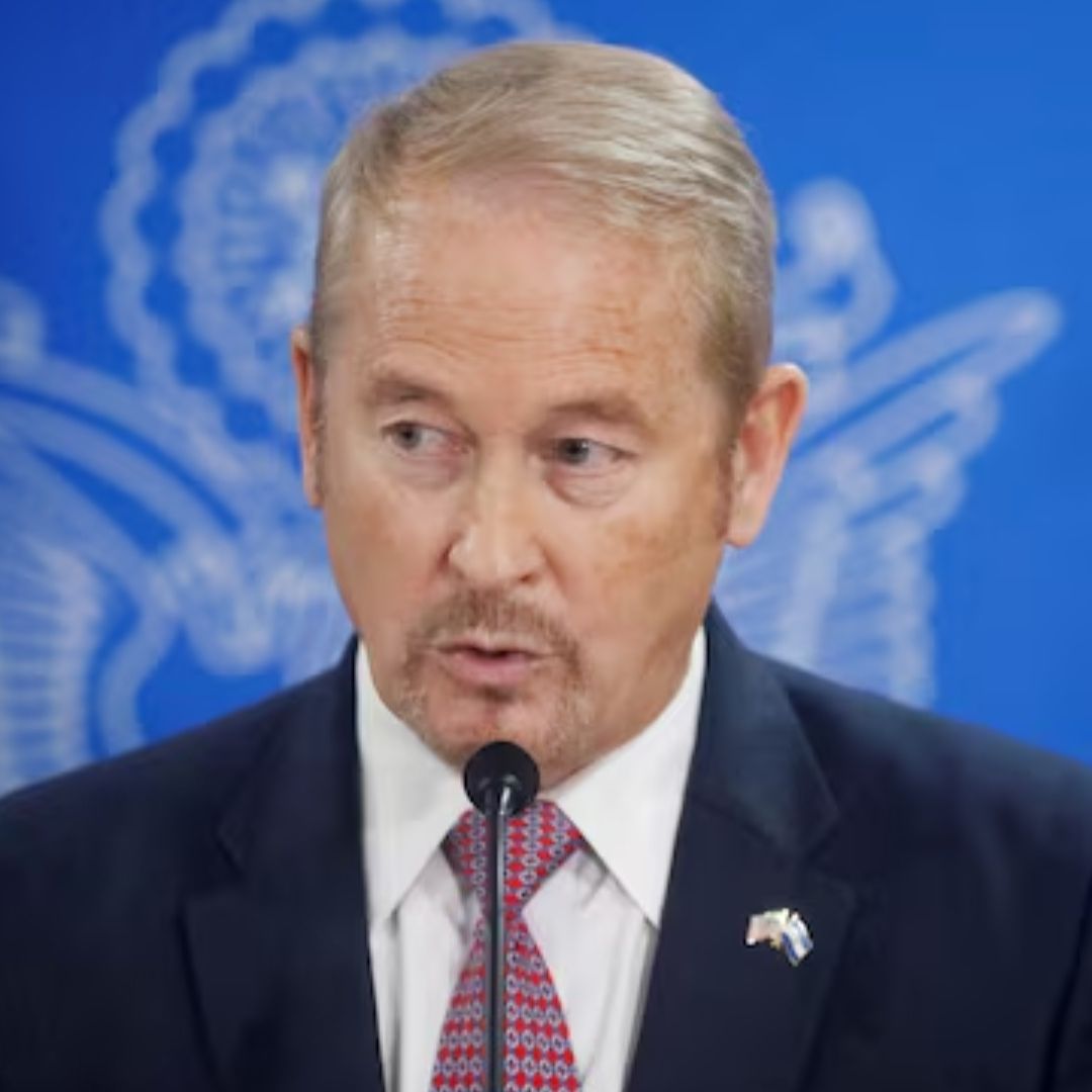 Senado de EUA Confirma a Ronald Johnson, Exoficial de la CIA como Embajador en México