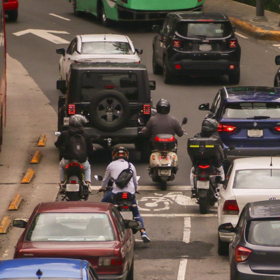 Antes de salir, consulta la lista de carros que sí pueden circular este jueves en las calles de CDMX y Edomex