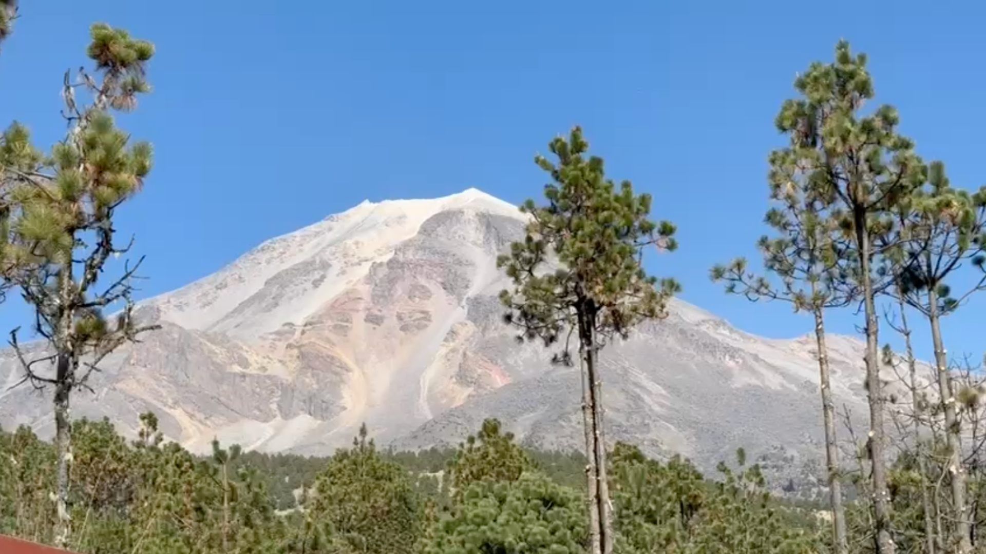 Los epicentros reportados de estos sismos se localizaron en las inmediaciones del Parque Nacional Pico de Orizaba también conocido como Citlaltépetl.