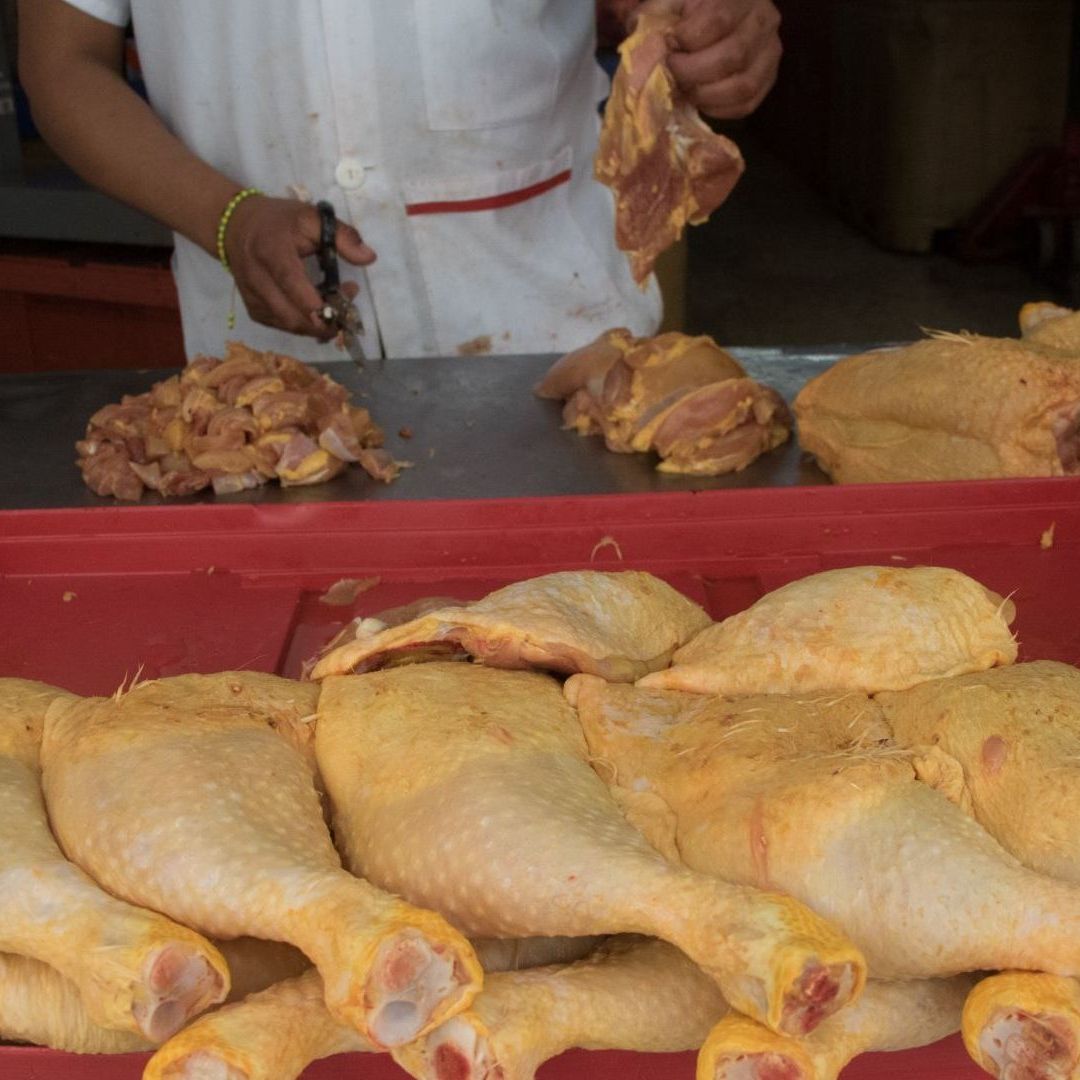 Aseguran Pollo No Apto para Consumo Humano en Edomex