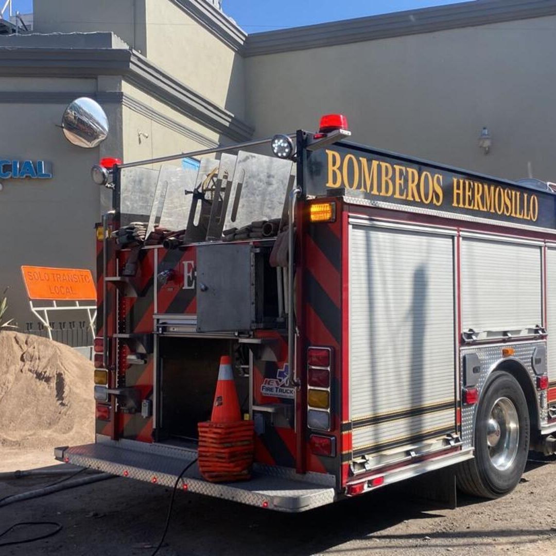 Se Incendia Periódico El Imparcial en Hermosillo; Evacúan a 60 Personas