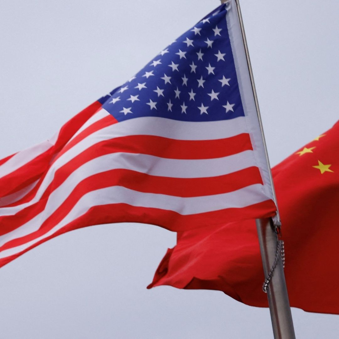 China Vuelve a la Carga: Anuncia que Sube al 125 % los Aranceles a Productos de EUA