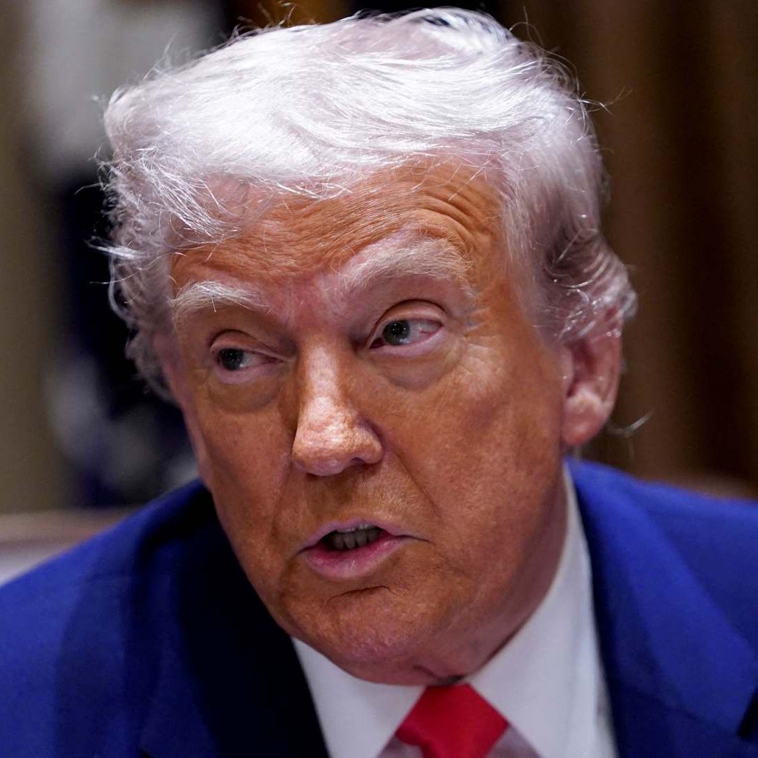 Trump asiste a reunión de gabinete en la Casa Blanca