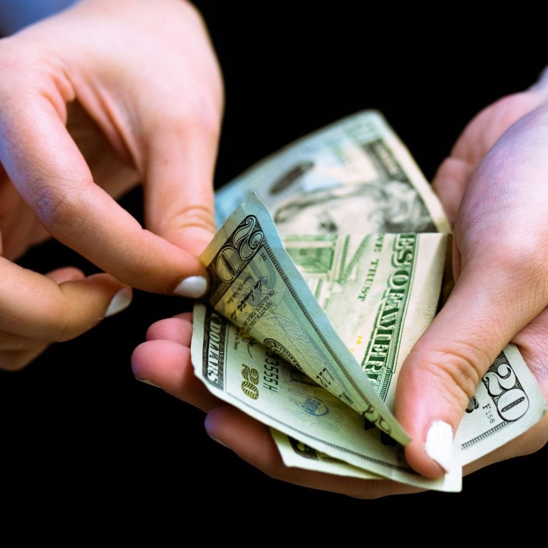 Precio del Dólar Hoy 3 de Abril de 2024 en México: ¿Cómo Está el Peso en el Tipo de Cambio?