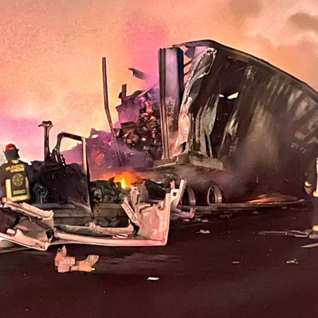 Se Incendia Tractocamión en la Autopista México-Puebla