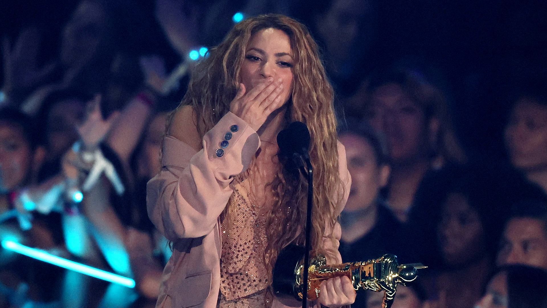 Shakira se sorprende por su doble