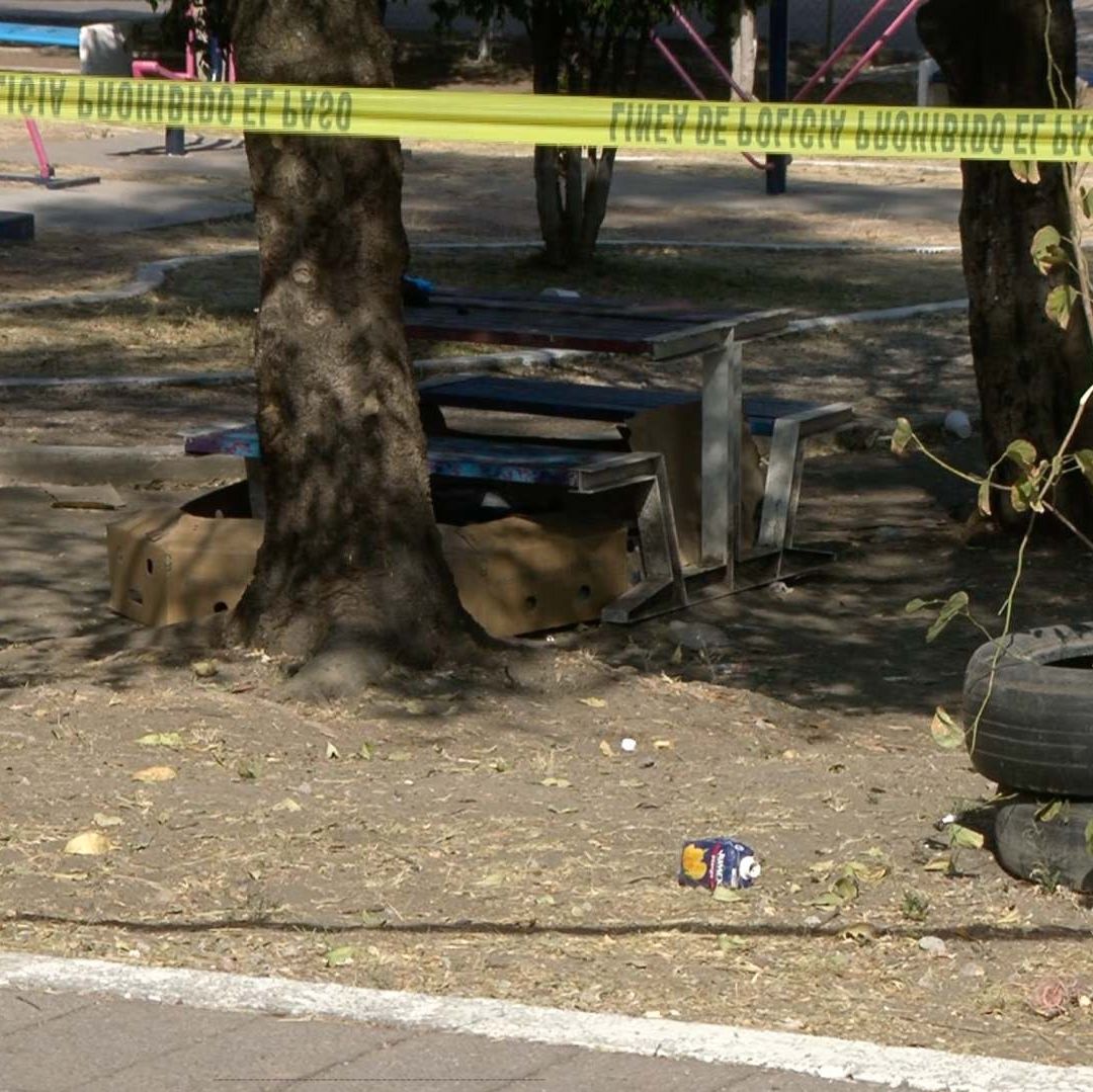 Hombre Muerto en Banca por Decepción Amorosa en Banca de La Libertad en Puebla