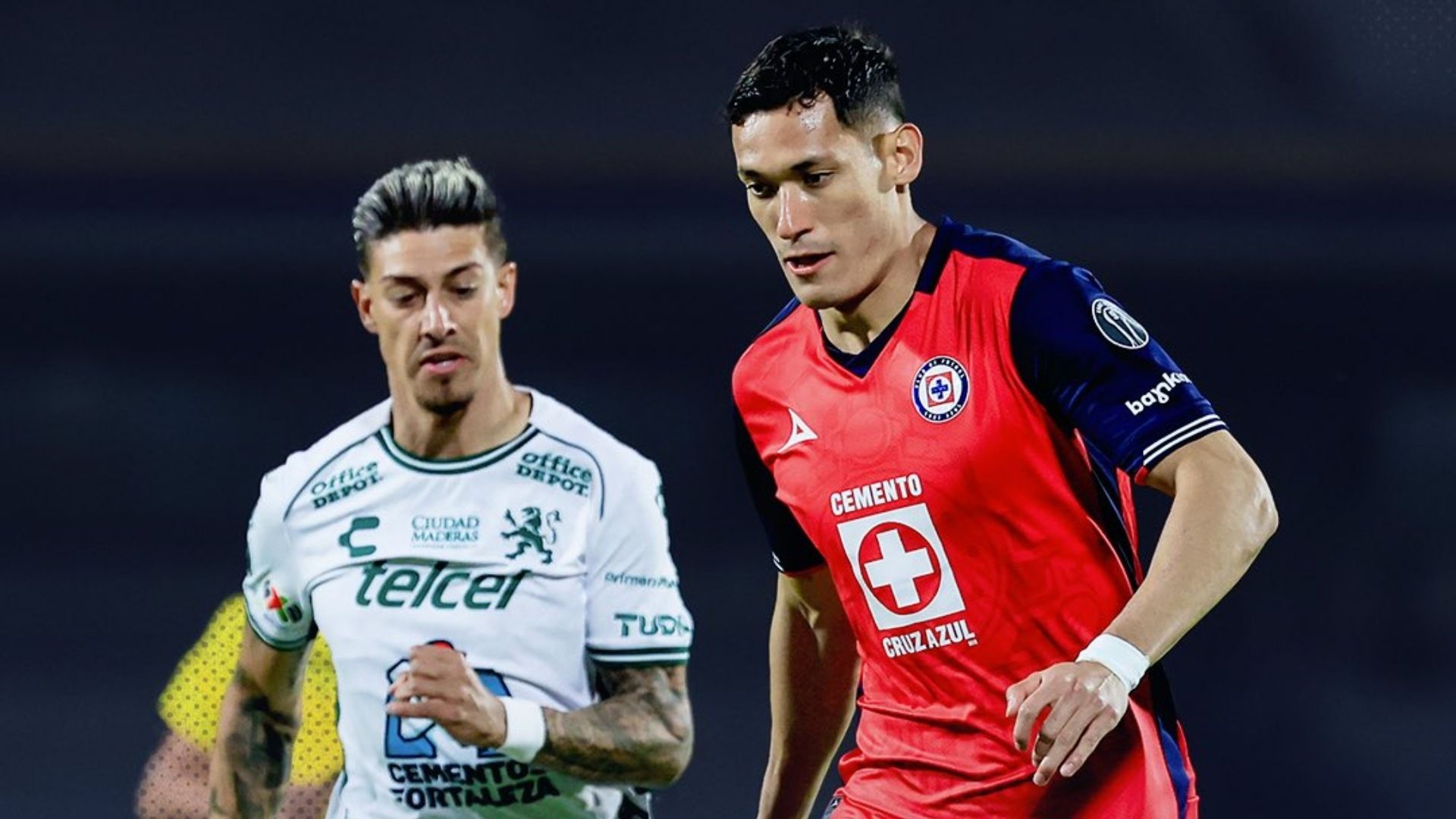 Cruz Azul y León se enfrentaron hoy en el Estadio Olímpico Universitario, casa temporal de la Máquina celeste.