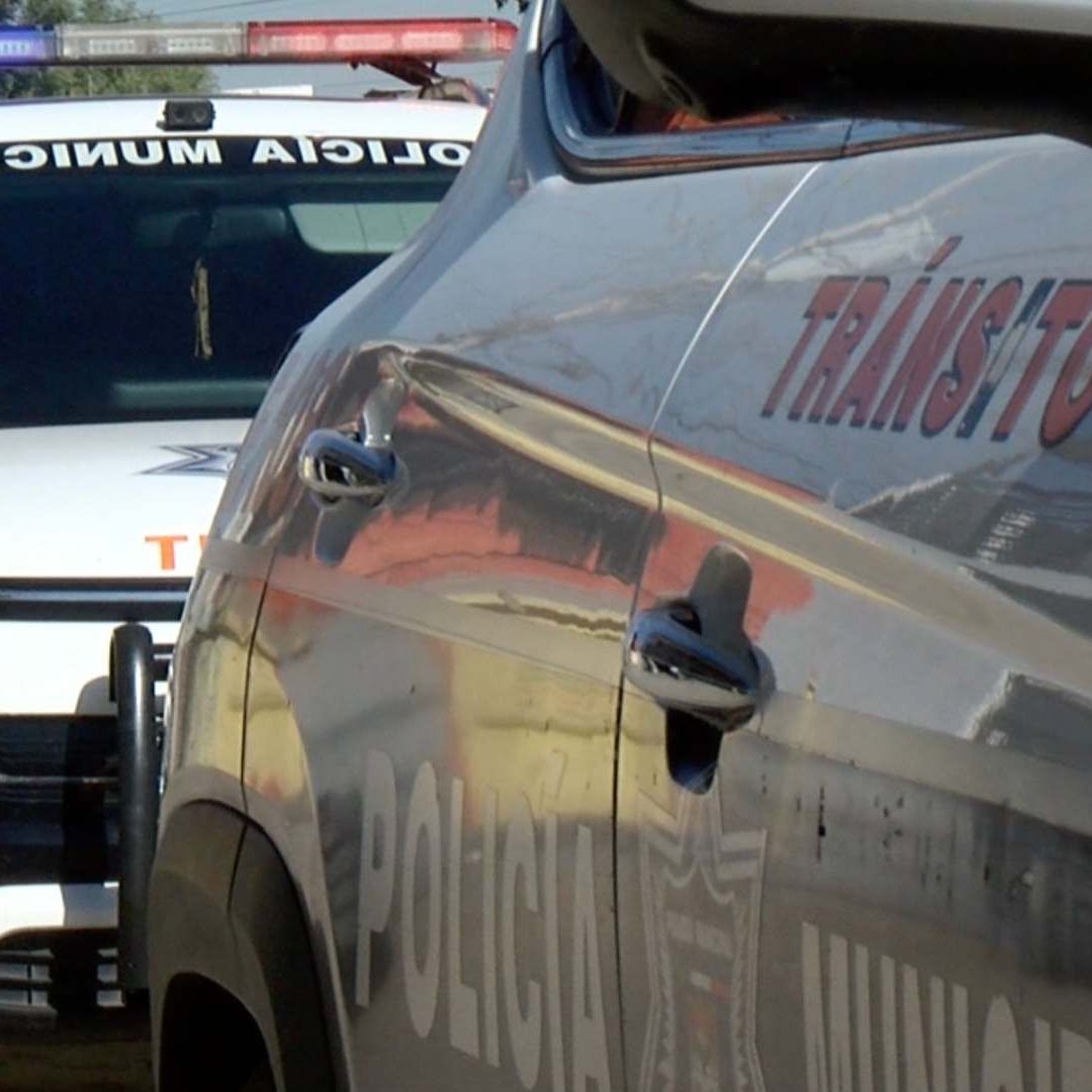Agentes Municipales Neutralizan a Sujeto que los Lesionó con Arma Blanca en Bahía de Kino