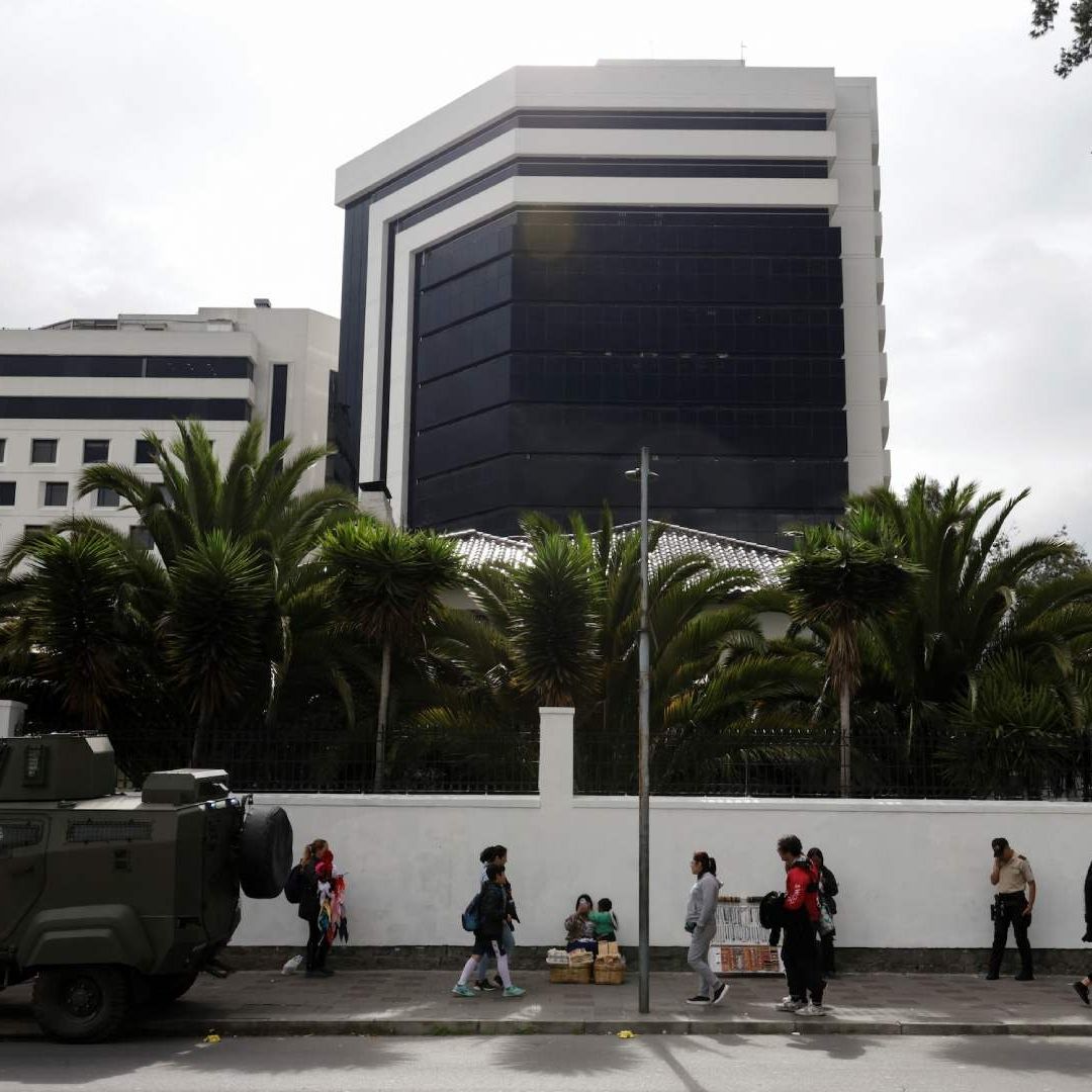 España Condena Asalto a Embajada de México en Ecuador para Detener a Jorge Glas
