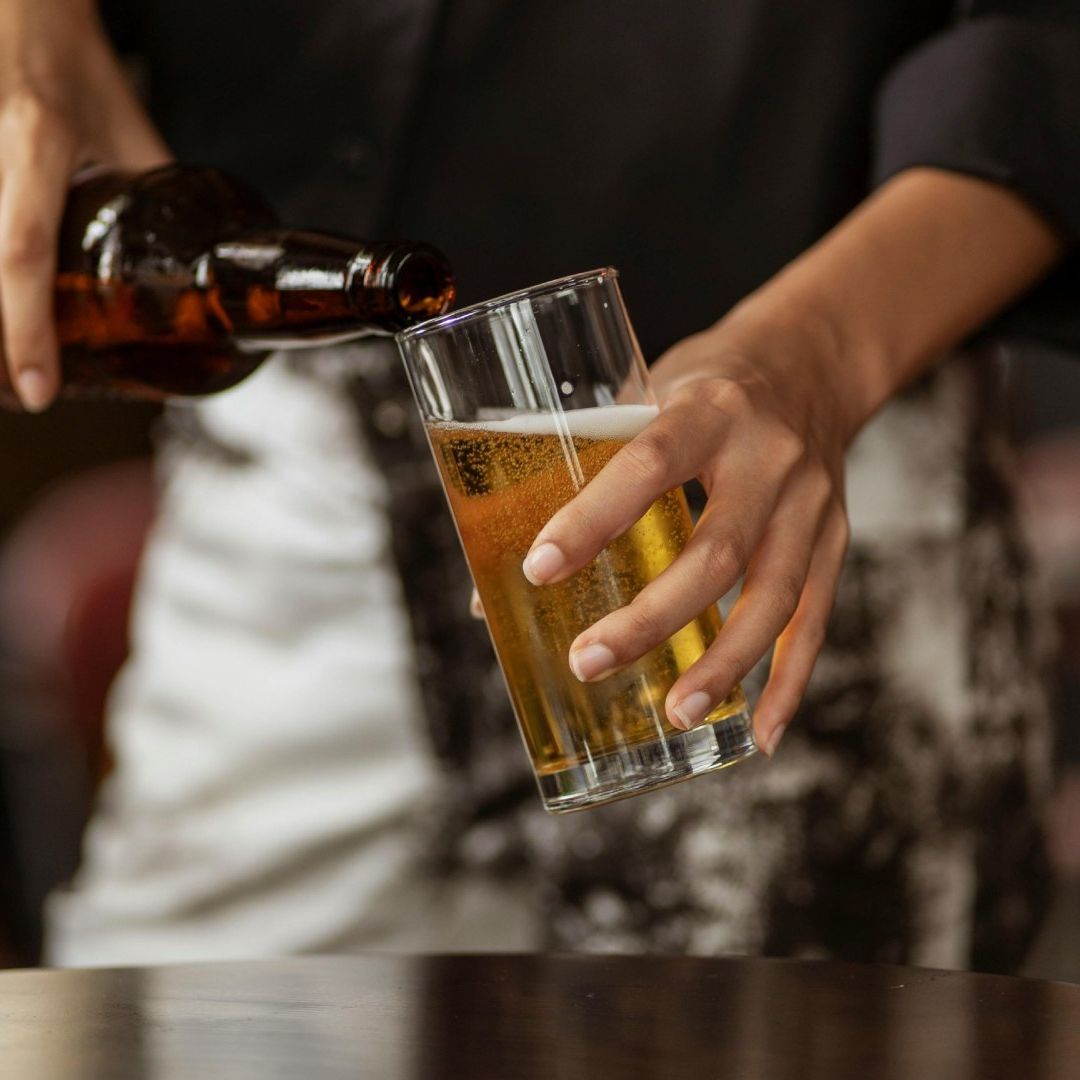 Mujer Muere Tras Tomar una Cerveza en un Bar