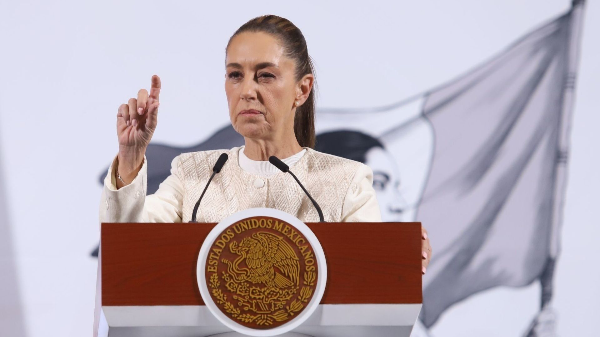 Sheinbaum sobre prohibición de corridos en estados
