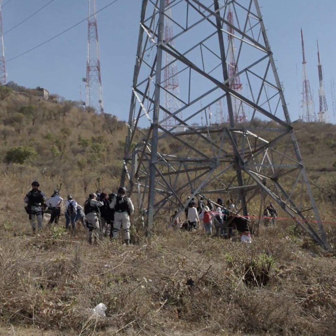 Colectivos de Búsqueda Hallan Fosa Clandestina en Faldas del Cerro del Cuatro con 5 Cadáveres