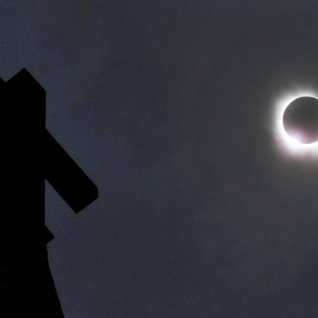 Oscuridad Total Llega a Texas de la Mano del Eclipse Solar 2024