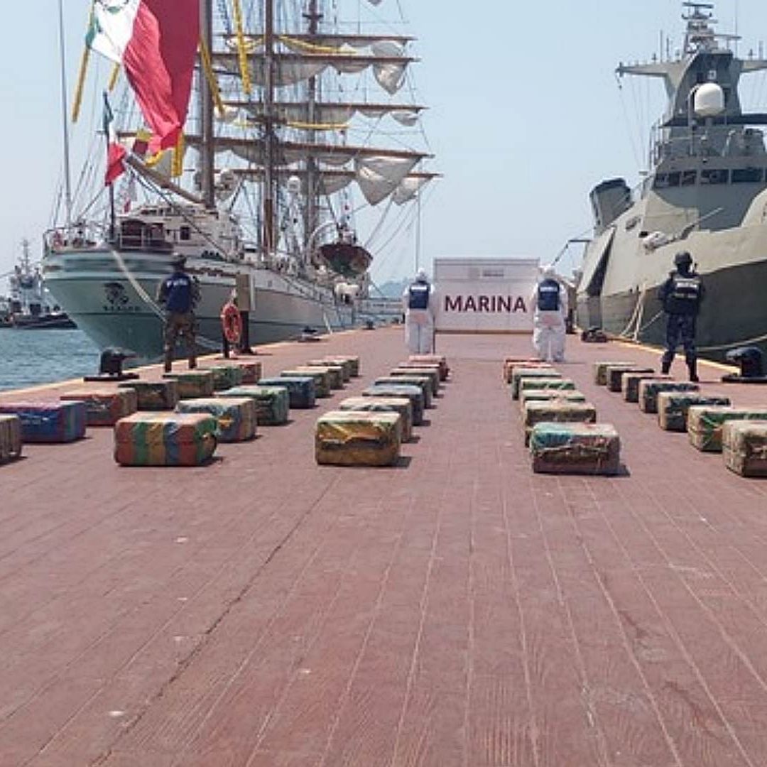 Aseguramiento de cocaína durante operativo de Semar