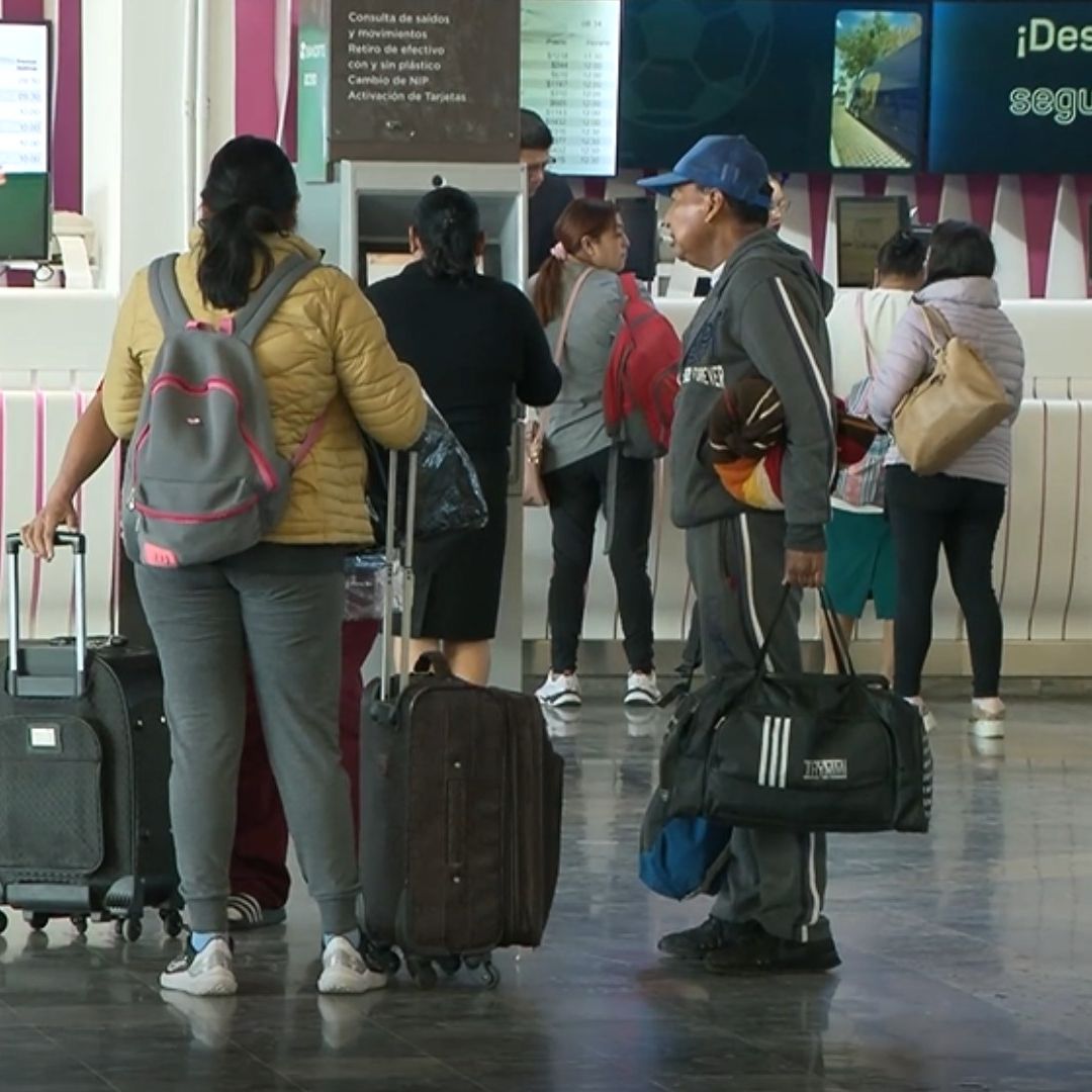 Pasajero Sufre Infarto y Muere en Autobús de la Central de Autobuses CAPU en Puebla