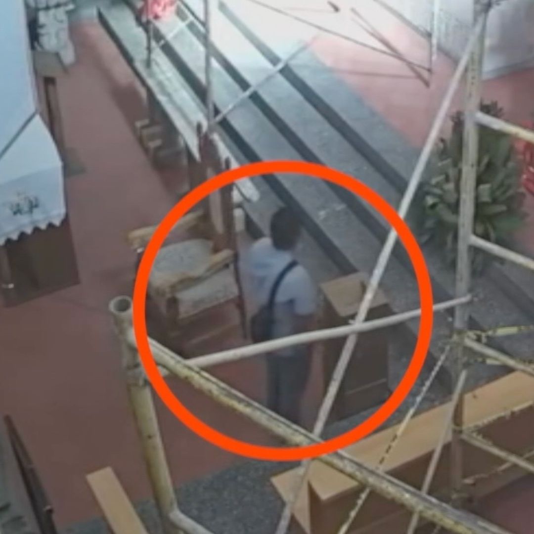 Graban a un Hombre Robando las Limosnas de un Templo en Irapuato. Foto: Jesús Tavares