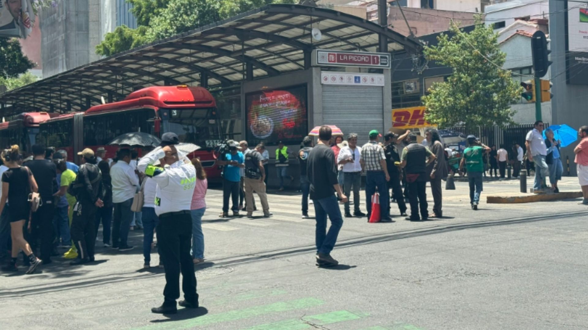 Bloqueo en Insurgentes Sur, CDMX