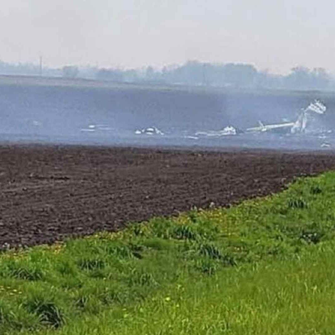 Avioneta se Estrella y Mata a 4 Personas en Illinois, EUA