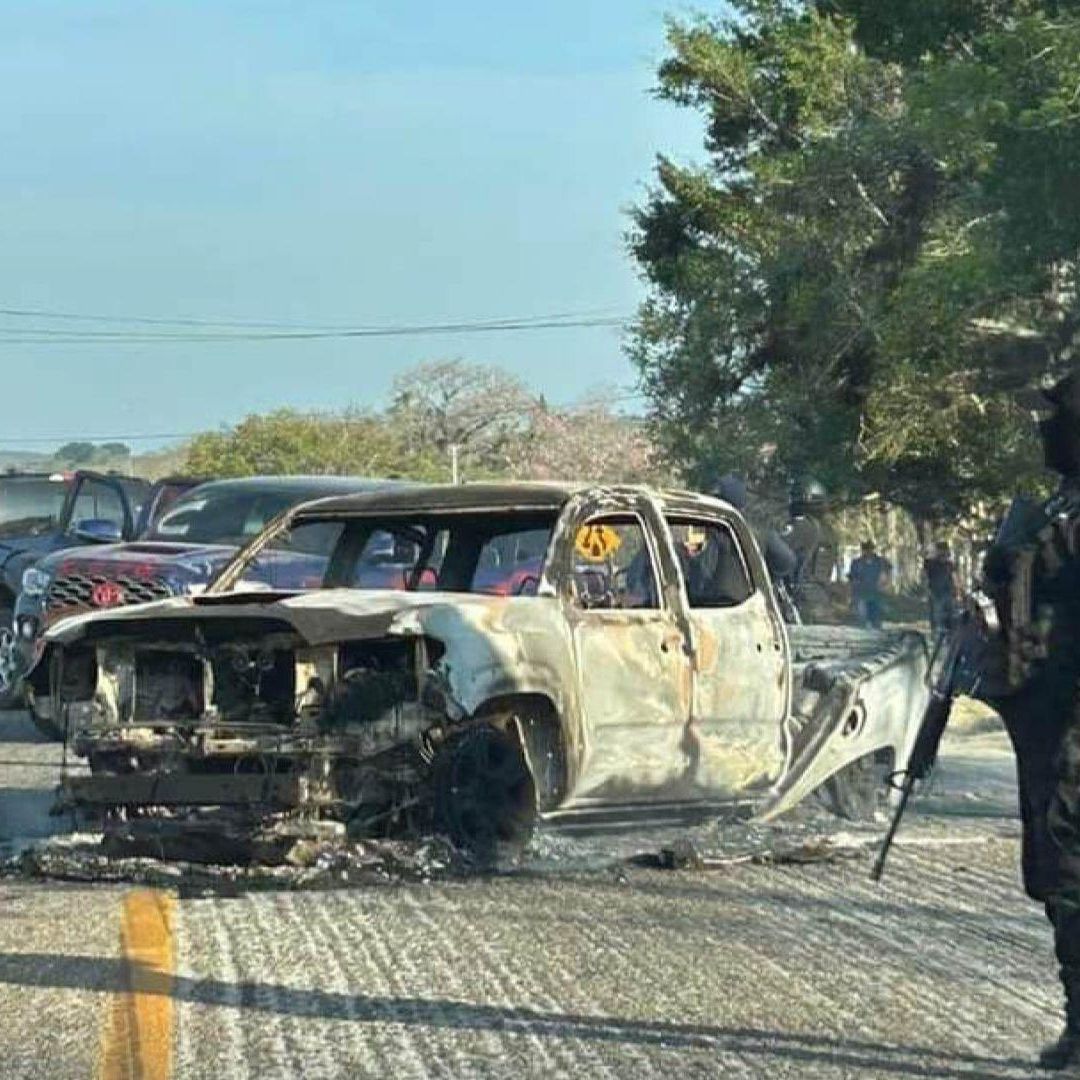 Enfrentamiento entre grupos armados en varios tramos de la carretera Tuxtla Gutiérrez-Berriozábal, Chiapas