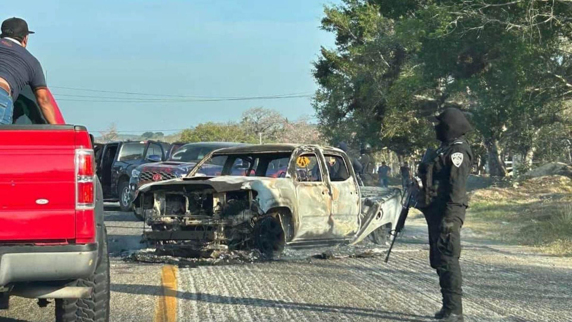 Enfrentamiento entre grupos armados en varios tramos de la carretera Tuxtla Gutiérrez-Berriozábal, Chiapas