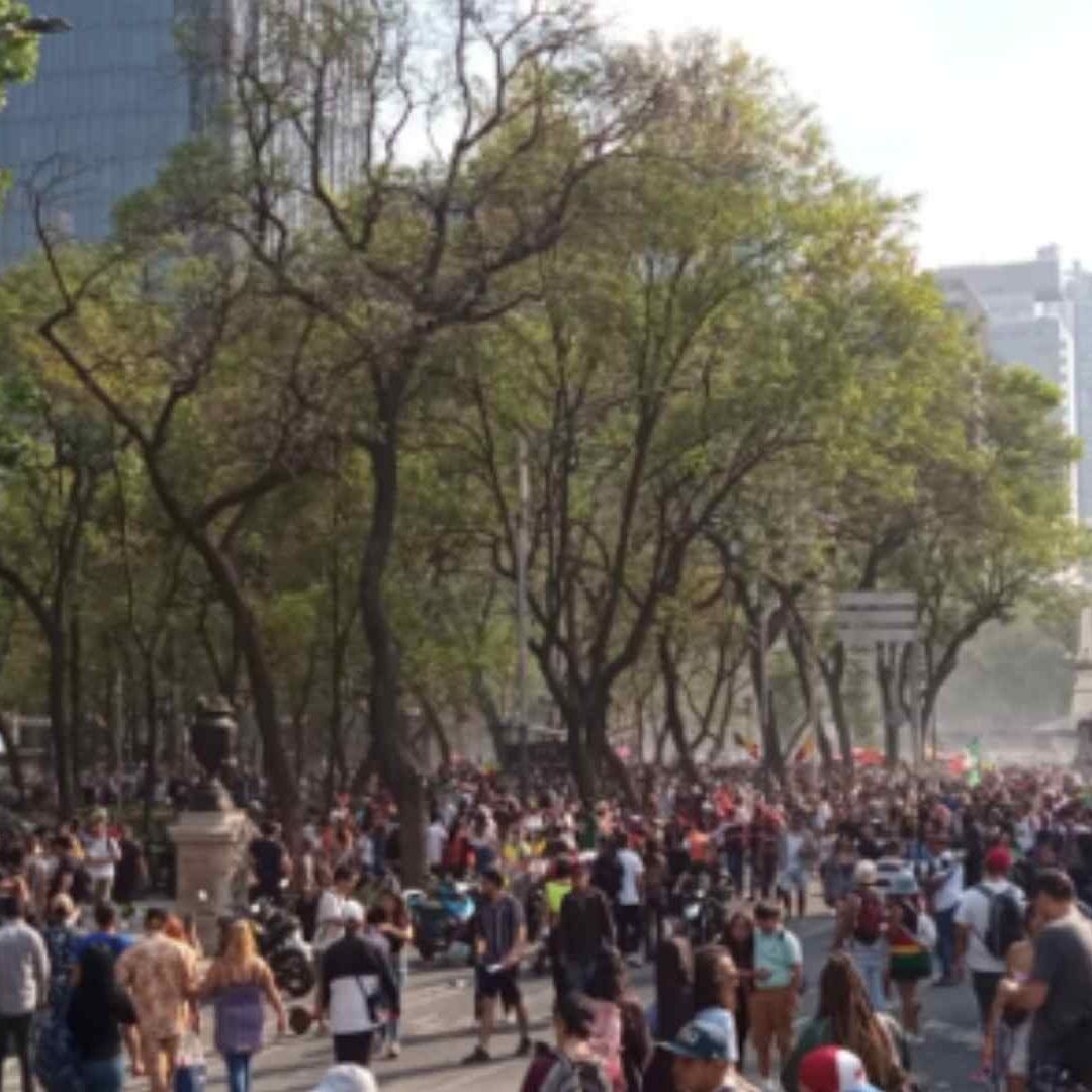 Cubren de Humo la CDMX: Así se ve Desde el Aire La Marcha por el Día Mundial de la Marihuana