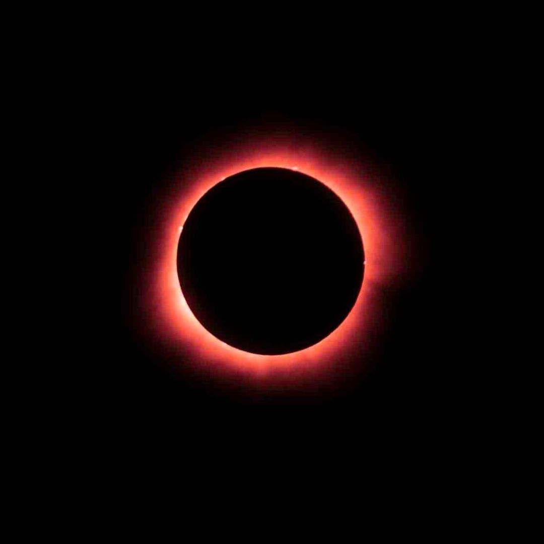 Abuelita Muere al Caer de Azotea Durante Eclipse en Mazatlán