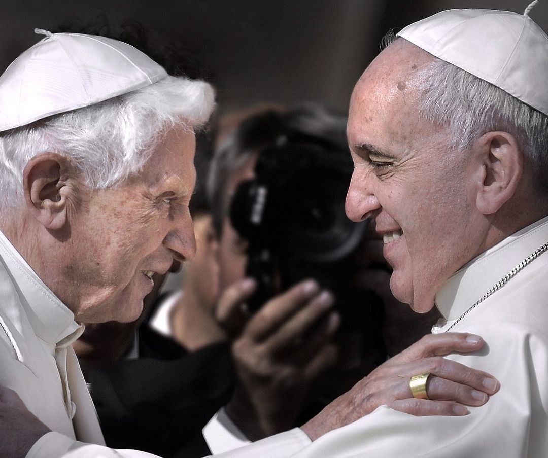 Último encuentro de los dos papas en el Vaticano