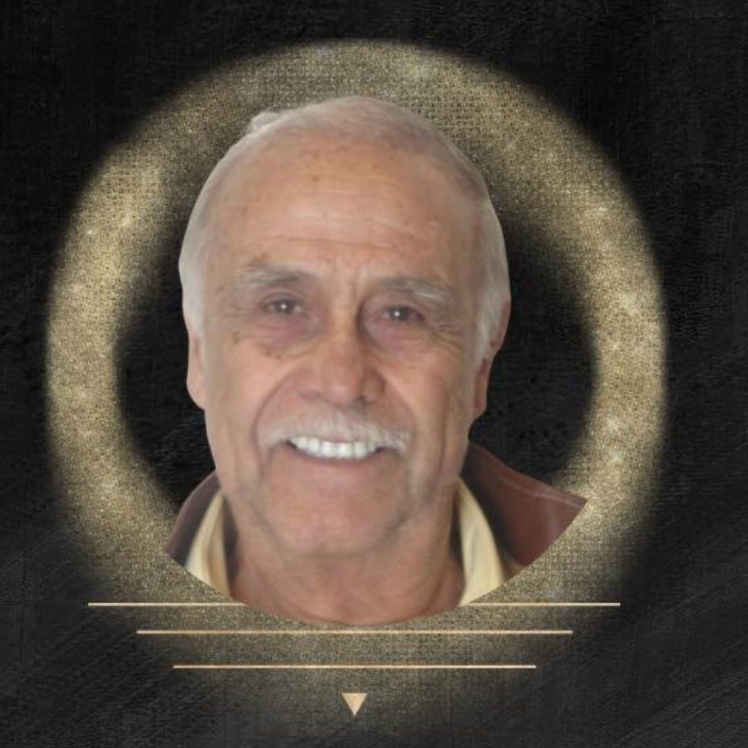 Muere Carlos Amador