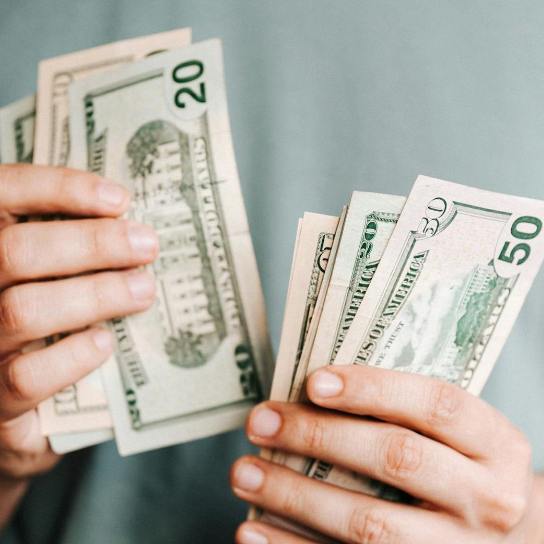 Precio del Dólar Hoy 11 de Abril de 2024 en México: ¿Cómo Está el Peso en el Tipo de Cambio?