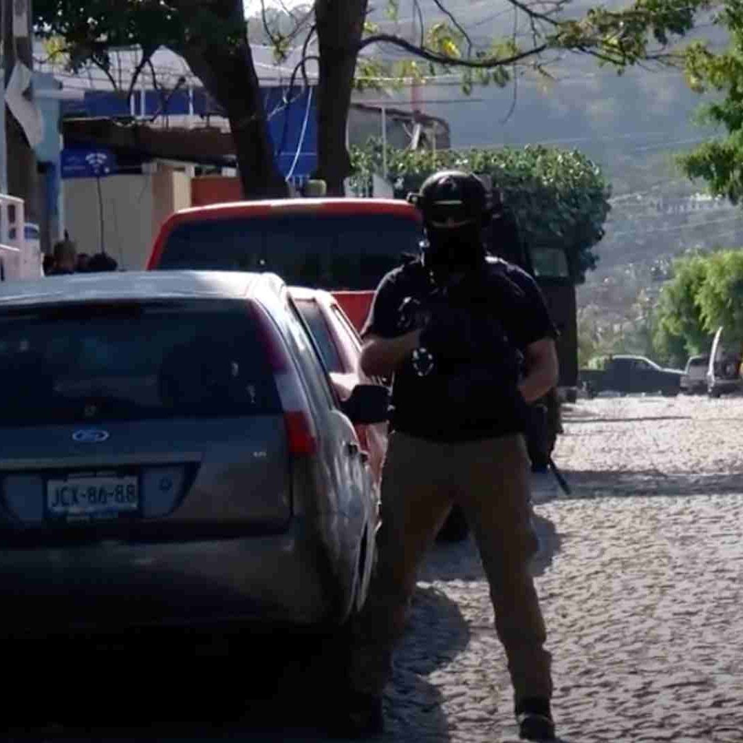 Se investiga su presunta relación en una serie de hechos violentos en contra de una pareja