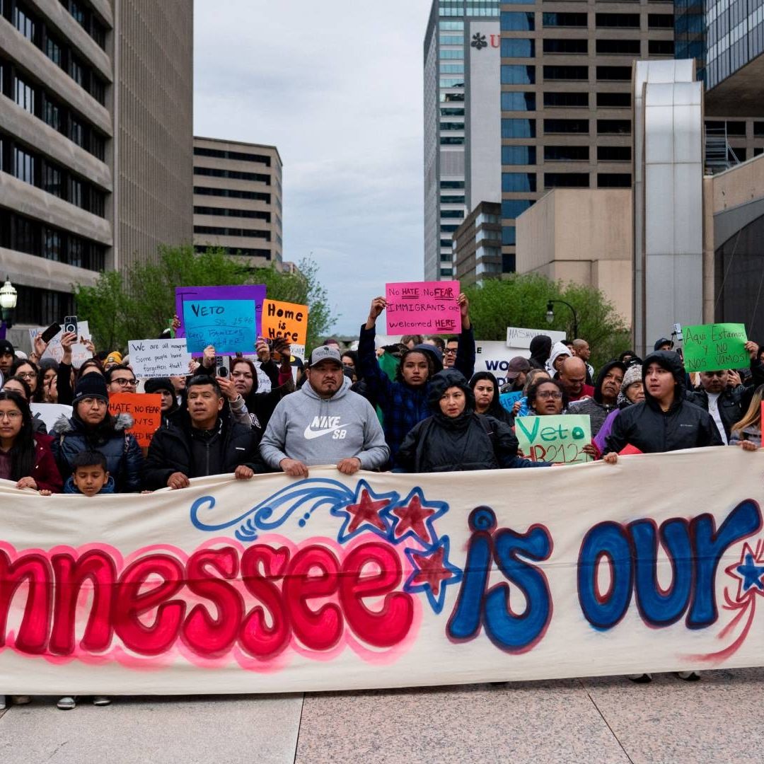 Tennessee se suma a otros estados gobernados por republicanos que también han buscado que sus autoridades realicen más tareas de inmigración