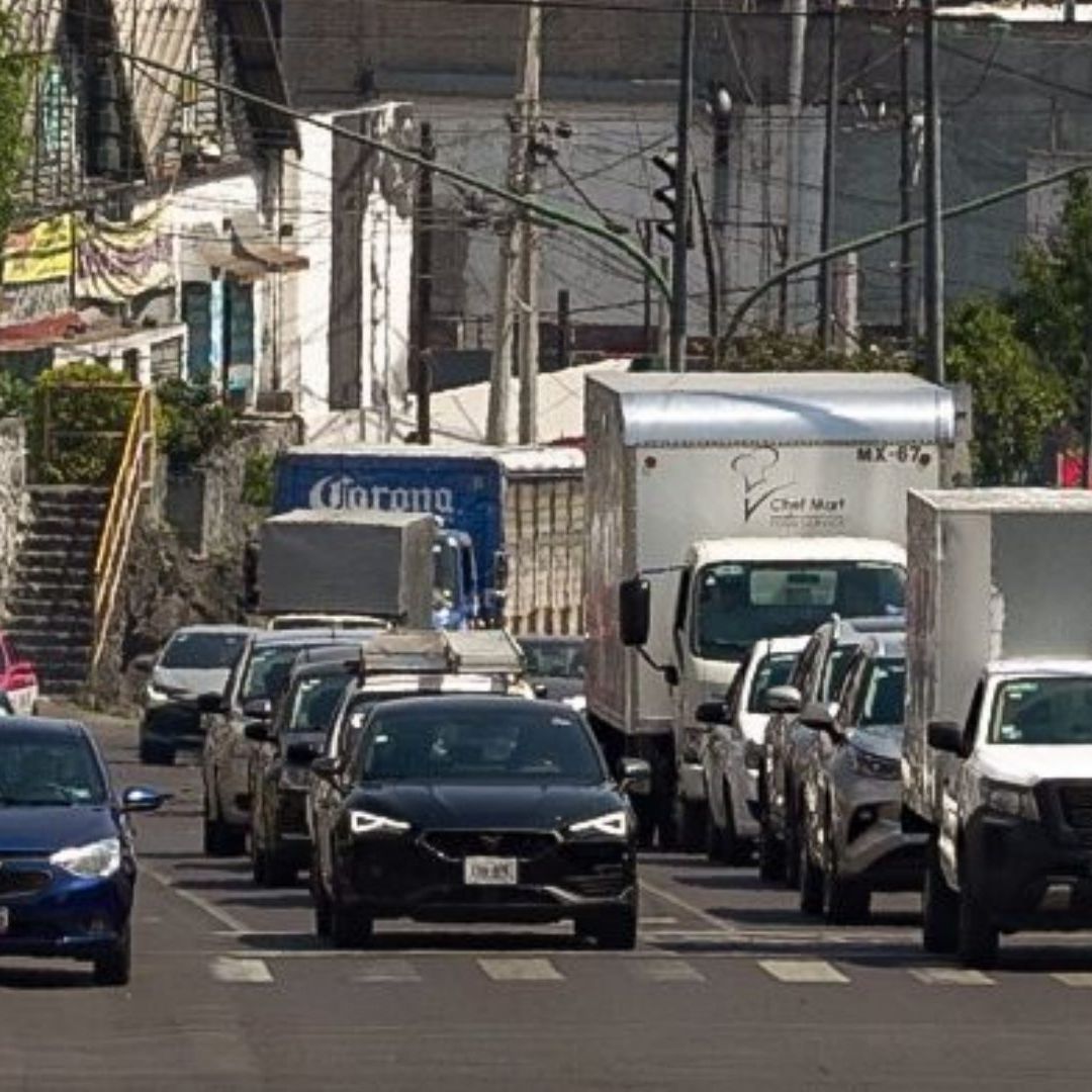 Qué carros sí circulan hoy viernes 25 de abril 2025 por contingencia placas y autos exentos en CDMX y Edomex