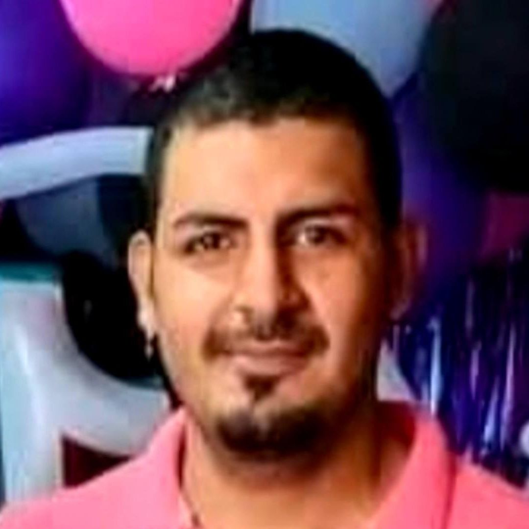 Familiares de Jonathan están batallando para cubrir los gastos funerarios