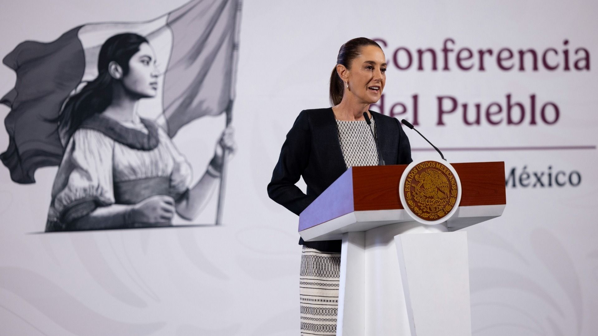 Claudia Sheinbaum en la conferencia de prensa en Palacio Nacional