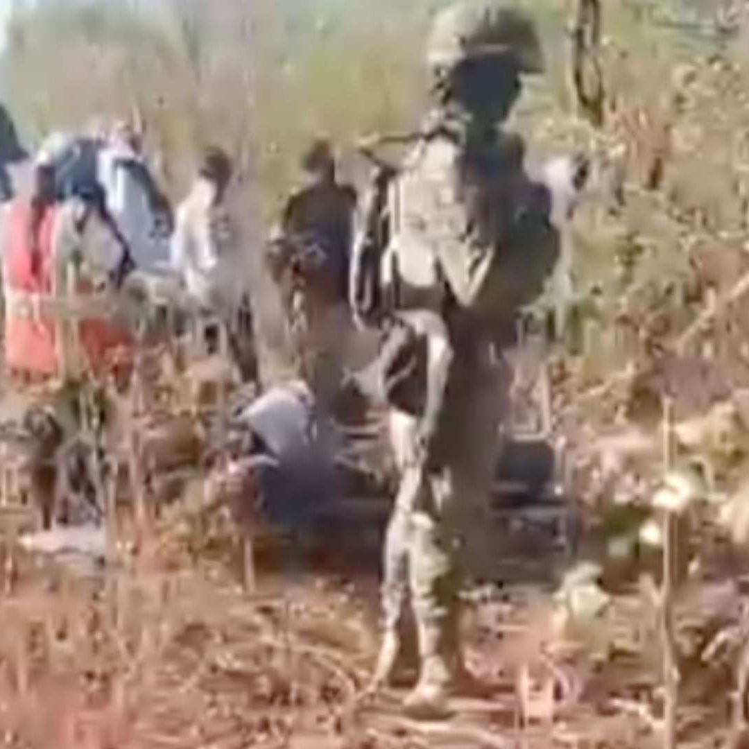 Encuentran Restos de 2 Hombres y Una Mujer en Fosa Clandestina en Cajeme