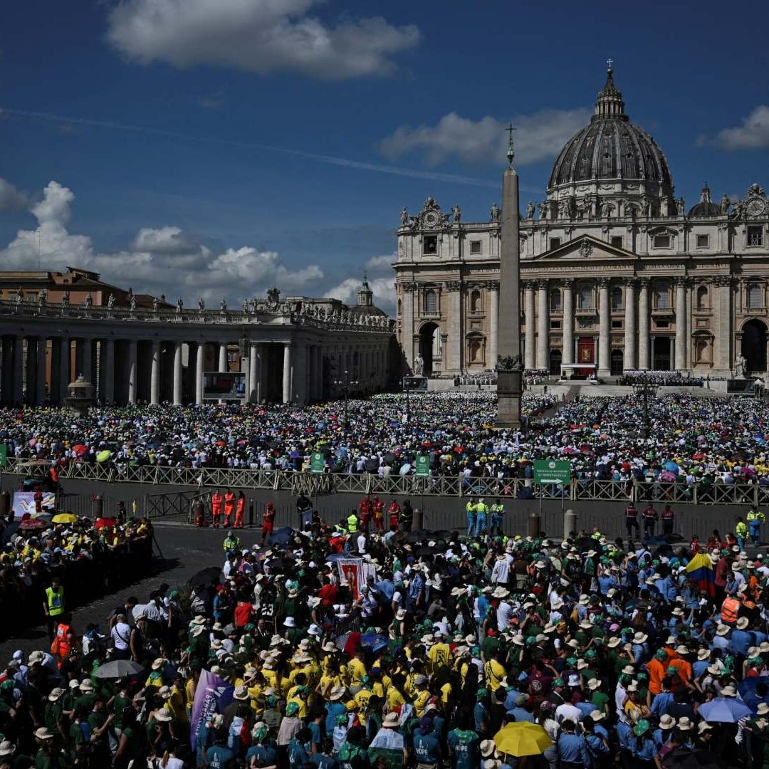 Realizan Misa Masiva en Segundo Día de los Novendiales en Memoria del Papa Francisco